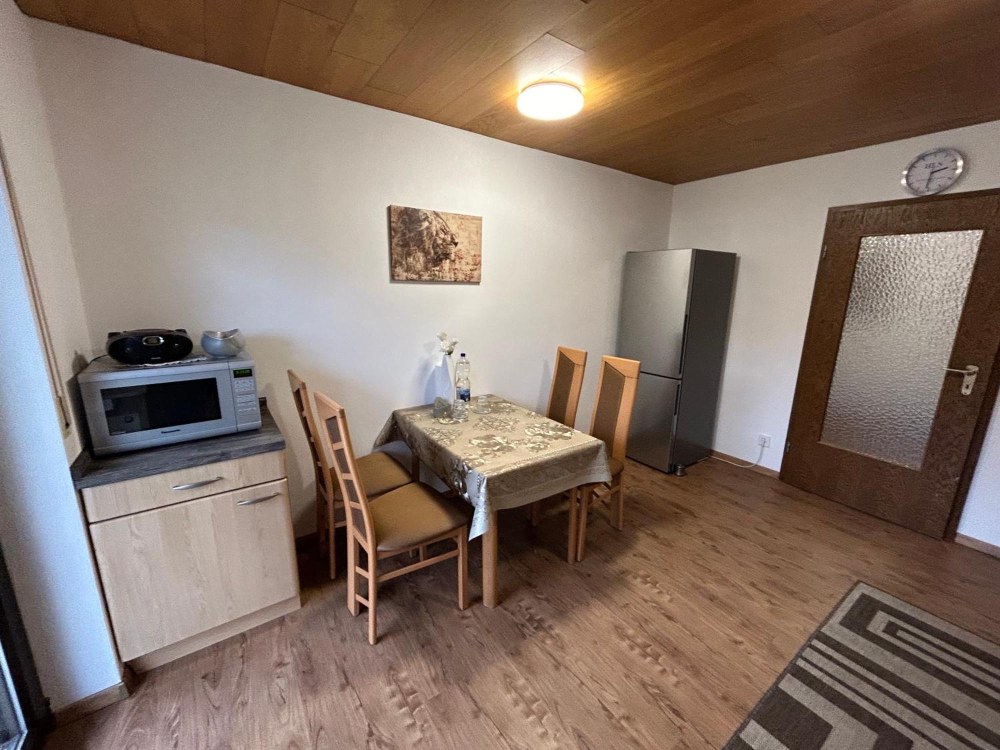 Ferien- Und Monteurwohnung Zum Waldblick Экстерьер фото